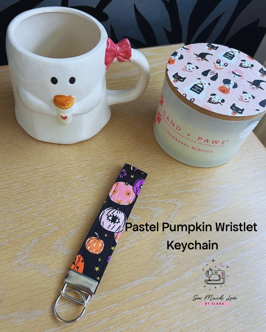 🎃 Pastel Pumpkin Wristlet Keychain (Limited Edition)