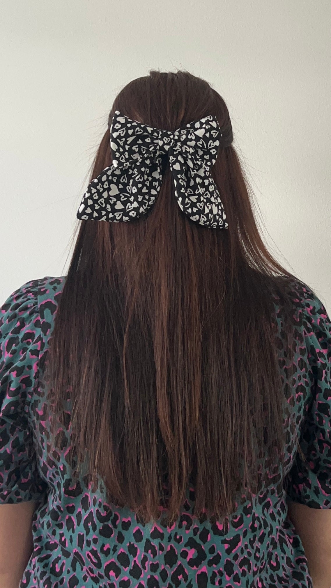 Hearts Long Tail Hair Bow