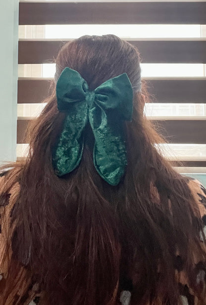 green velvet hair bow 